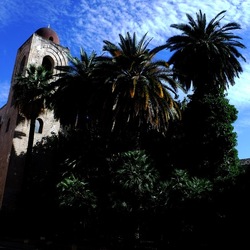 PALERMO fotografie di Giulio Azzarello &copy;2020.