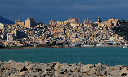 TERMINI IMERESE il suo paesaggio industriale e urbano. Fotografie di Giulio Azzarello ©2014. TERMINI IMERESE il suo paesaggio industriale e urbano. Fotografie di Giulio Azzarello ©2014.