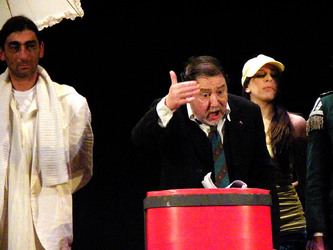 LUIGI MARIA BURRUANO attore italiano di origini siciliane. Fotografie di Giulio Azzarello ©2014. LUIGI MARIA BURRUANO attore italiano di origini siciliane. Fotografie di Giulio Azzarello ©2014.