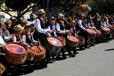 Tamburai siciliani di Agrigento. Fotografie di Giulio Azzarello &copy;2017.