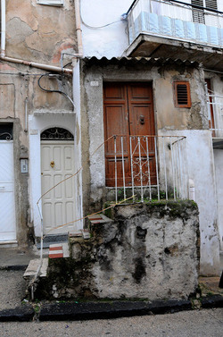 FAVARA in provincia di Agrigento. Fotografie di Giulio Azzarello 2014.