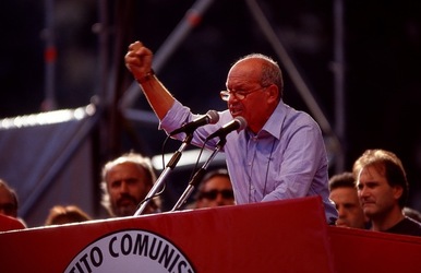MANIFESTAZIONE fotografie di Giulio Azzarello ©2001 2022. MANIFESTAZIONE fotografie di Giulio Azzarello ©2001 2022.