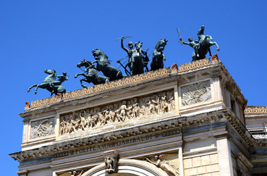 TEATRO Politeama di Palermo. Fotografie di Giulio Azzarello ©2014.