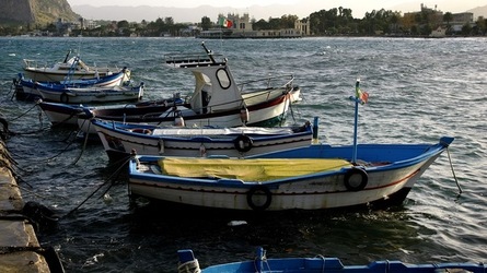 LUOGHI SICILIANI fotografie di Giulio Azzarello ©2020
