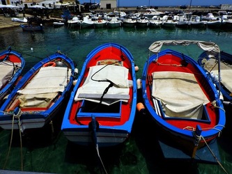 MONDELLO fotografie di Giulio Azzarello &copy;2020.