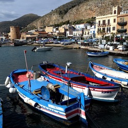 MONDELLO. Fotografe di Giulio Azzarello &copy;2023.