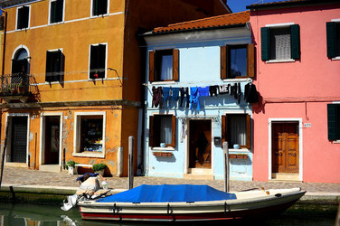 BURANO laguna di Venezia. Fotografie di Giulio Azzarello &copy;2016.