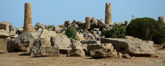SELINUNTE il sito e parco archeologico. Fotografie di Giulio Azzarello &copy;2014.