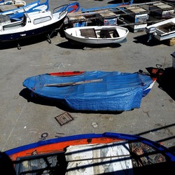 BARCHE. Fotografie di Giulio Azzarello &copy;2022.