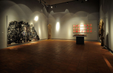 Installazione di Anne Clemence DeGrollee alla GAM di Palermo. Fotografie di Giulio Azzarello ©2017. Installazione di Anne Clemence DeGrollee alla GAM di Palermo. Fotografie di Giulio Azzarello ©2017.