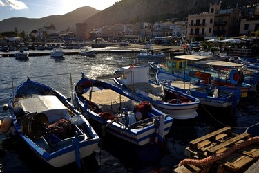 BARCHE da PESCA fotografie di Giulio Azzarello &copy;2019.