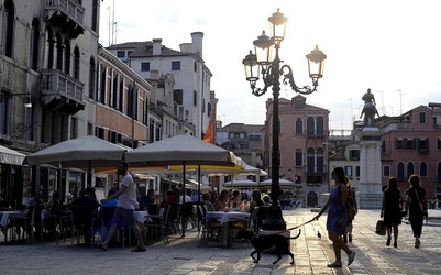 VENEZIA giugno 2018. Fotografie di Giulio Azzarello ©2018. VENEZIA giugno 2018. Fotografie di Giulio Azzarello ©2018.
