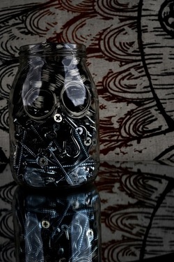 STILL LIFE ASSURDI. Fotografie di Giulio Azzarello &copy;2020.