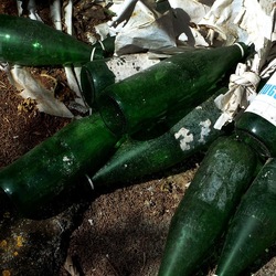 OSSERVAZIONI. Fotografie di Giulio Azzarello ©2022. OSSERVAZIONI. Fotografie di Giulio Azzarello ©2022.