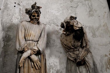 LE CATACOMBE dei cappuccini a Palermo in Sicilia. Fotografie di Giulio Azzarello &copy;2014.