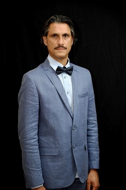 ROBERTO BONURA attore italiano siciliano. Fotografie di Giulio Azzarello ©2018. ROBERTO BONURA attore italiano siciliano. Fotografie di Giulio Azzarello ©2018.