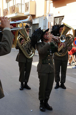 BANDA MUSICALE DEI BERSAGLIERI a Marsala in Sicilia. Fotografie di Giulio Azzarello ©2014. BANDA MUSICALE DEI BERSAGLIERI a Marsala in Sicilia. Fotografie di Giulio Azzarello ©2014.