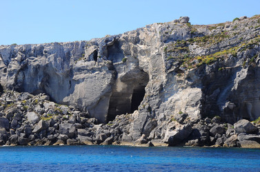 ISOLA DI FAVIGNANA in Sicilia. Visioni panoramiche o particolari. Fotografie di Giulio Azzarello ©2014. ISOLA DI FAVIGNANA in Sicilia. Visioni panoramiche o particolari. Fotografie di Giulio Azzarello ©2014.