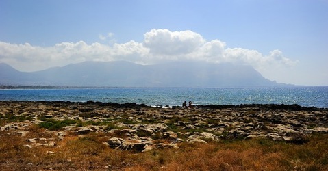 PAESAGGIO SICILIANO di MARE. Fotografia di Giulio Azzarello &copy;2018.