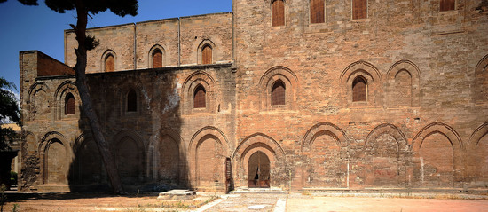 CHIESA E CHIOSTRO DELLA MAGIONE a Palermo panoramiche e particolari. Fotografie di Giulio Azzarello ©2014. CHIESA E CHIOSTRO DELLA MAGIONE a Palermo panoramiche e particolari. Fotografie di Giulio Azzarello ©2014.