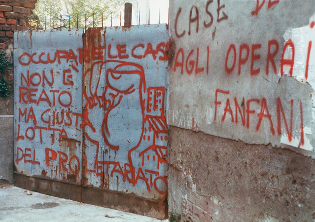 MILAN ANNI 70 WRITTEN ON A GATE
