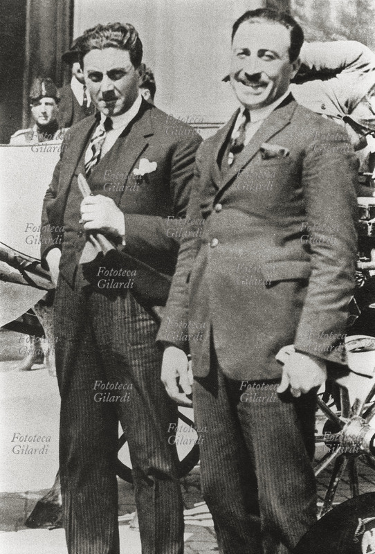 Roberto FARINACCI (a destra) segretario del Partito Nazionale Fascista, nelle vicende giudiziarie legate al delitto Matteotti, richiese il \