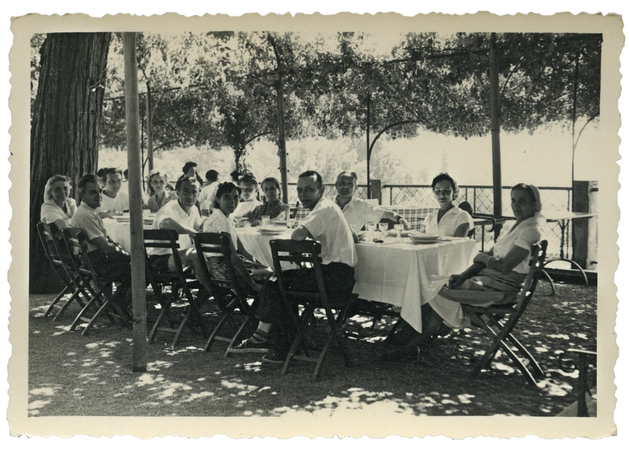 LA TAVOLATA IN ESTATE