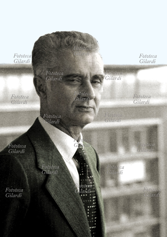 Antonio GIOLITTI (12 febbraio 1915 - 8 febbraio 2010), uomo politico italiano. Nipote di Giovanni Giolitti, Antonio venne in contatto nel 1940 con l\