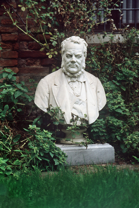 CAMILLO BENSO CAVOUR COUNT BUSTO