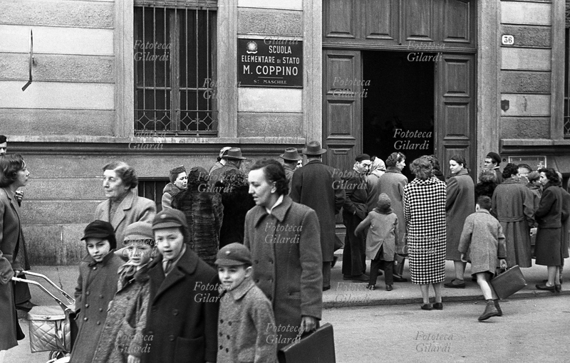 SCUOLA Primo giorno di lezione dell\