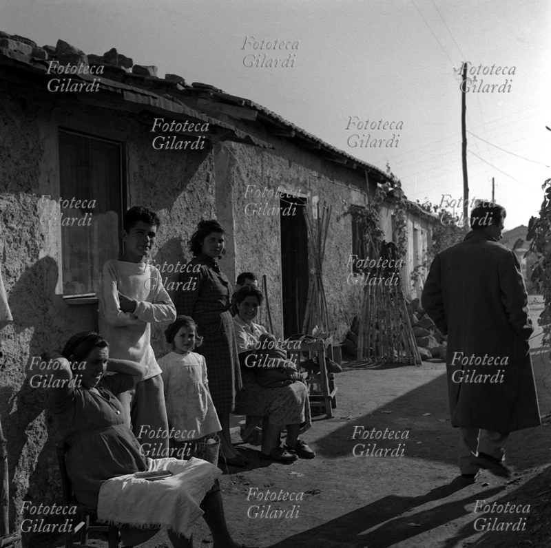 CIABATTINO il povero banchetto di lavoro dell\