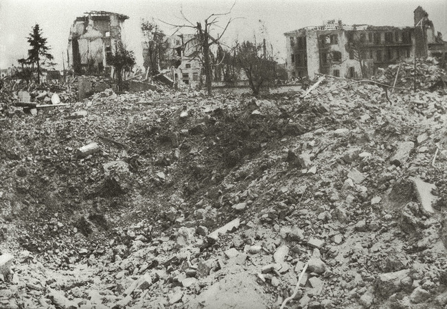 FLORENCE BOMBED IN 1944