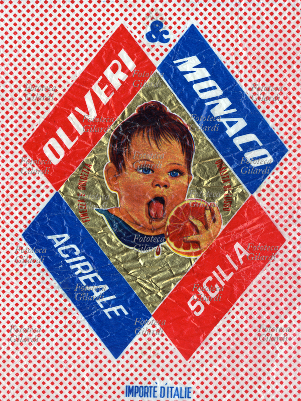 ETICHETTE "Finezza e Dolcezza, qualità di lusso", una bimba mangia golosamente una sugosissima arancia. Velina per la protezione di arance prodotte da "Oliveri & Monaco" ad Acireale (Siracusa). Italia, 1995 circa.