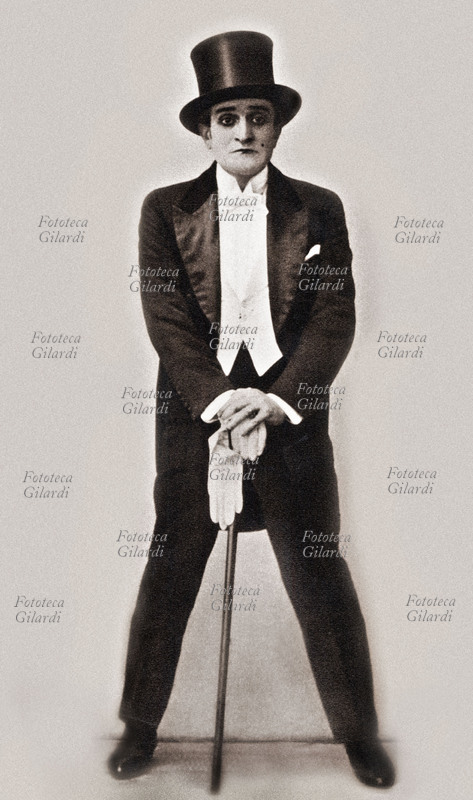 Ettore PETROLINI (1886-1936) interpreta Gastone. 1920 circa.