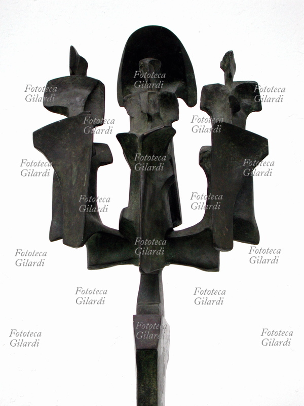 Mario NEGRI (1916-1987) Studio per la colonna di Eindhoven. (1968-69). dettaglio della parte superiore dell\