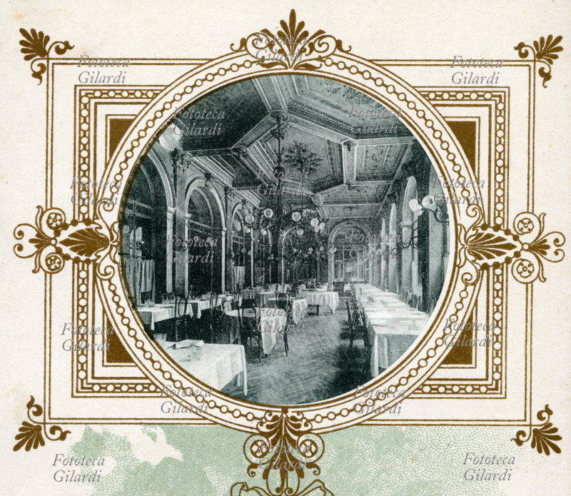 LOCALI STORICI Interno del Ristorante Caffè Pasticceria Cova, con sede in piazza Della Scala, all\