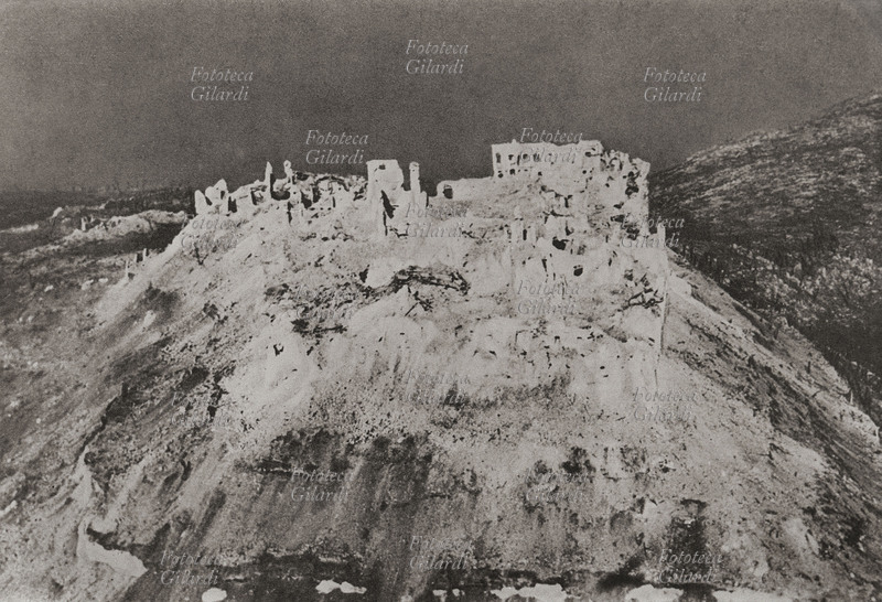 II GUERRA MONDIALE Le rovine dell\