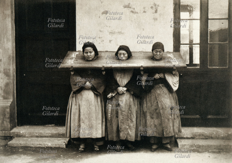 CINA Tre donne alla \