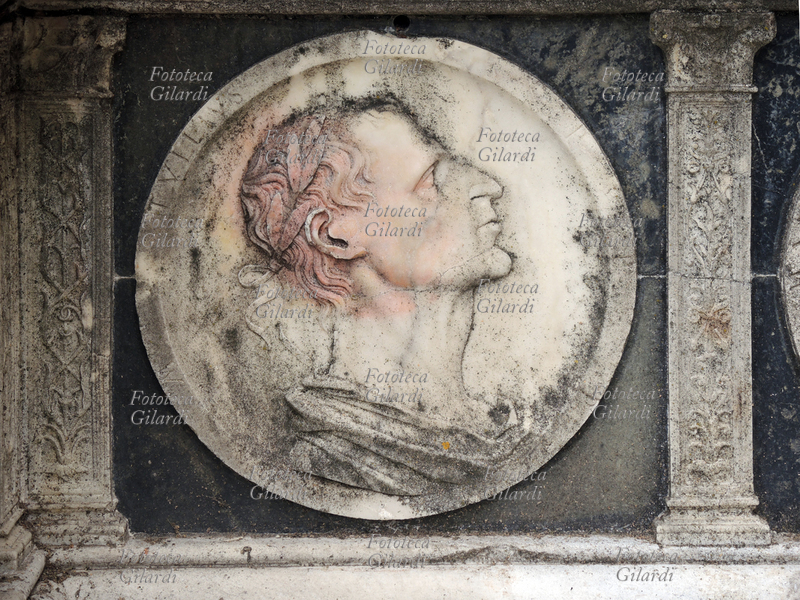 SERVIO TULLIO (? – 539 a.C.) sesto re di Roma dal 578 a.C.; genero di Tarquinio Prisco, succedutogli al trono come reggente in attesa che il figlio Lucio Tarquinio raggiungesse la maggiore età, non mantenne il patto e l\