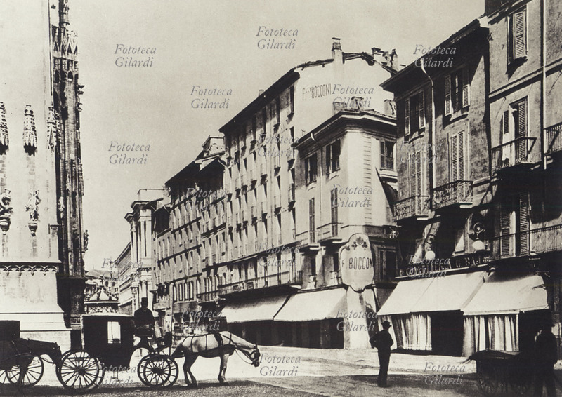 COMMERCIO veduta del palazzo dei magazzini Bocconi a Milano. Luigi e Ferdinando Bocconi nel 1865 ebbero per primi in Italia l\