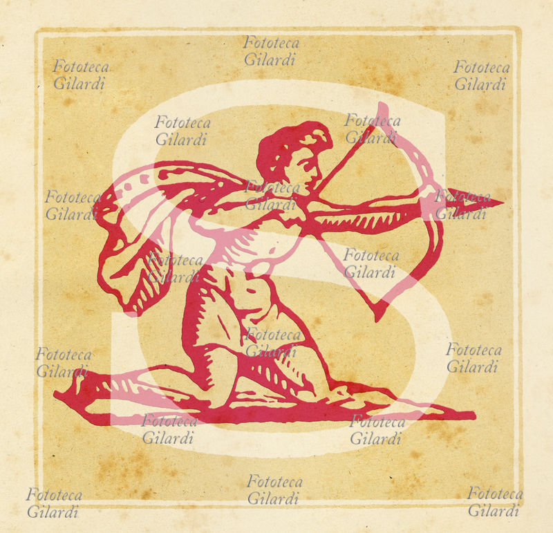 SAGITTARIO capolettera S con segno zodiacale del Sagittario (23 novembre-21 dicembre). Illustrazione digitale realizzata assemblando elementi a stampa del XIX secolo. Elena Piccini/Fototeca Gilardi, Italia 2017