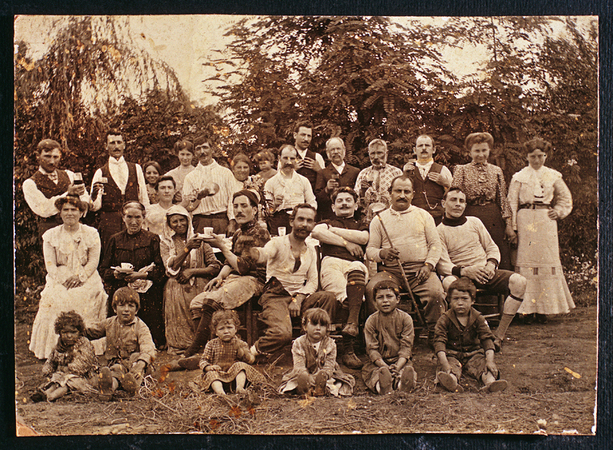 GRUPPO DI FAMIGLIA GRUPPO DI FAMIGLIA