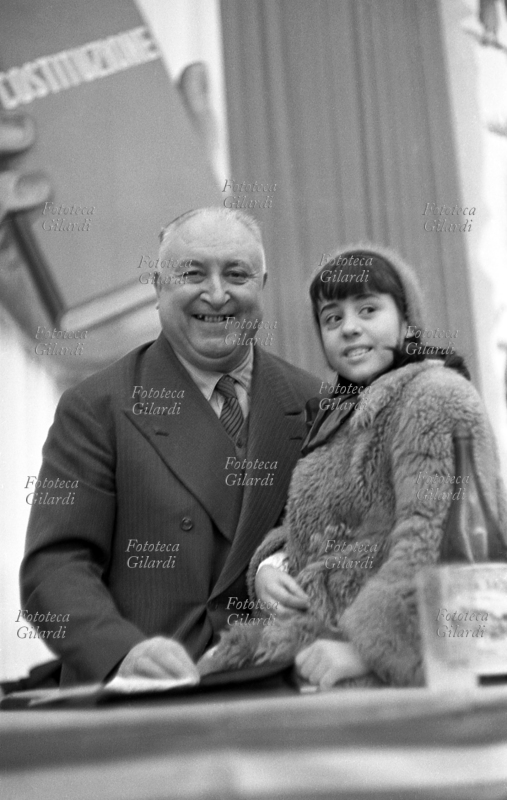 IV CONGRESSO della CGIL riunito a Roma EUR. Il senatore Giovanni Roveda (4 giugno 1894 - 17 novembre 1962) antifascista, sindacalista e politico italiano, Deputato dell\