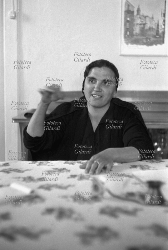 ALBANO DI LUCANIA Il racconto espressivo di una donna \