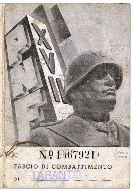 FASCISMO Tessera del P.N.F. (Partito Nazionale Fascista) Fascio di Combattimento di Taranto, Italia 1939