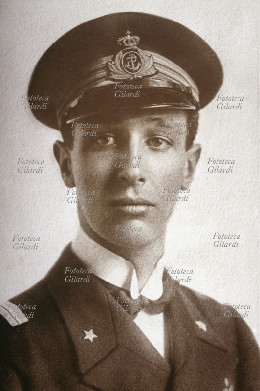 SAVOIA ramo di Aosta. Ritratto di S.A.R. Aimone (1900-1948) duca di Spoleto, re nominale di Croazia con il nome di Tomislav II (1941-45). Italia, 1925 circa.