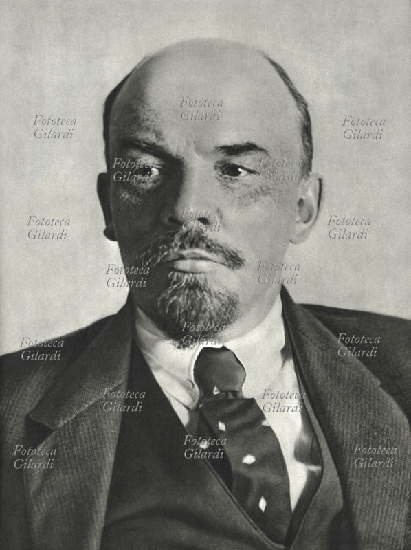 Vladimir Ilic LENIN (1870-1924) ritratto fotografico in primo piano, 1921