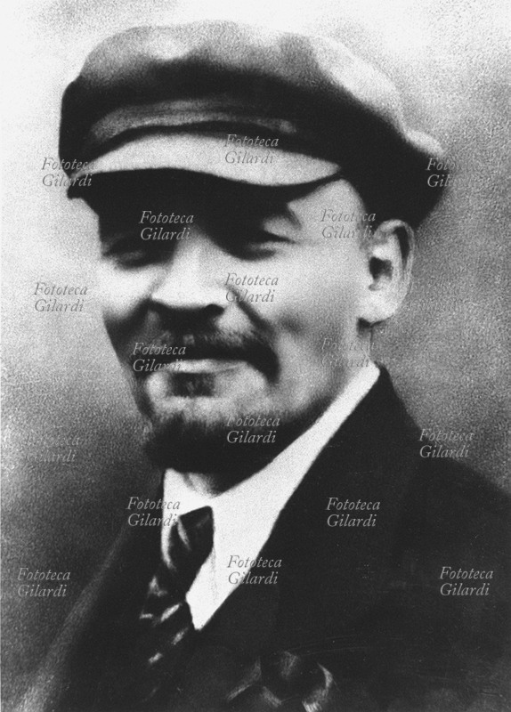 LENIN (Vladimir Il\