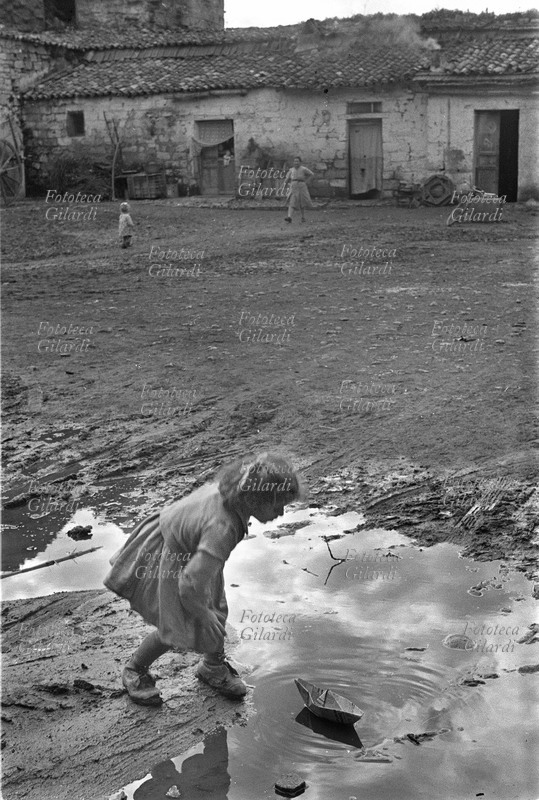 ITALIA S.M.O. Veduta del cortile all\