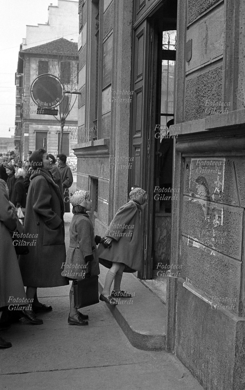 SCUOLA Primo giorno di lezione dell\